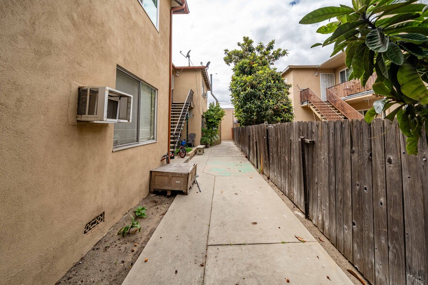 More Photos Of 7047 Fulton Ave, North Hollywood Apartments For Sale