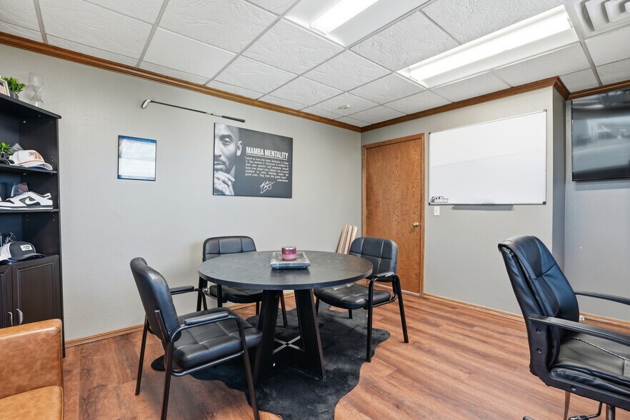 More Photos Of 14220 S Meridian Ave, Oklahoma City Warehouse For Sale