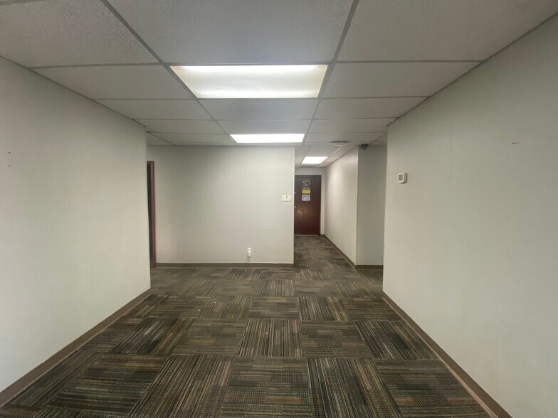 More Photos Of 4003 S County Road 1294, Odessa Warehouse For Lease