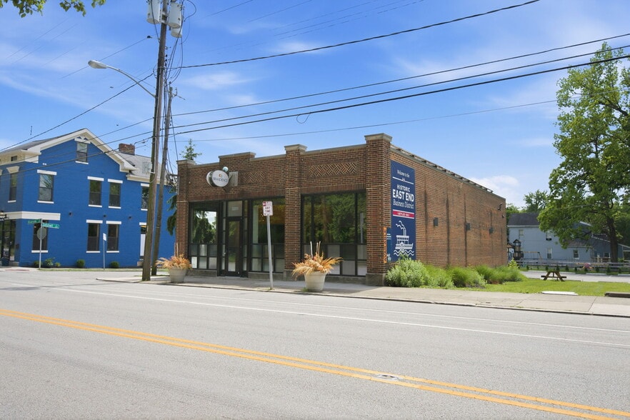 Primary Photo Of 3251 Riverside Dr, Cincinnati Loft Creative Space For Lease