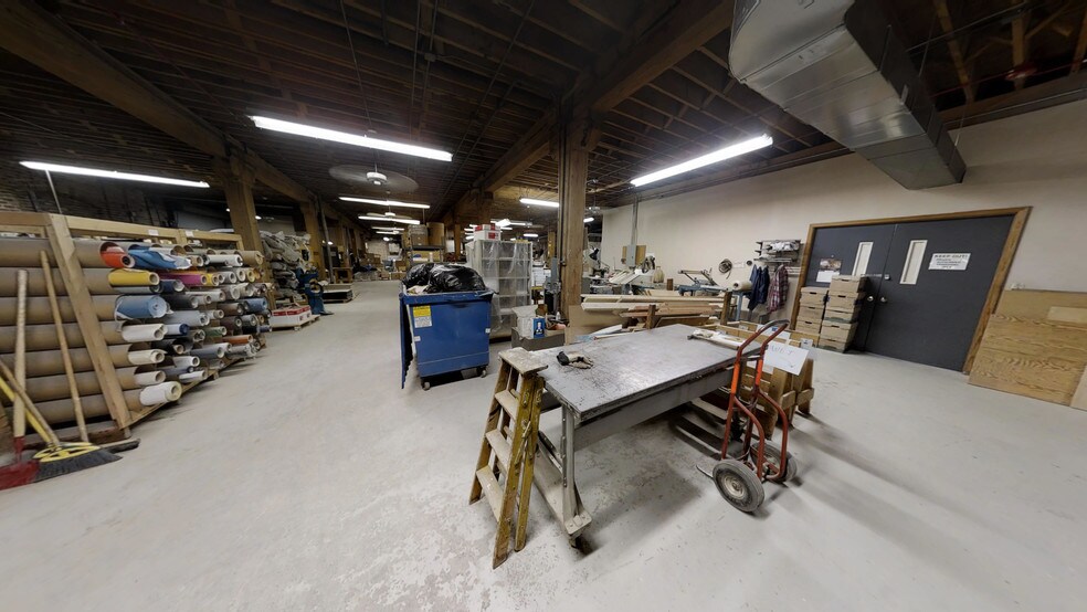 More Photos Of 451 N Claremont Ave, Chicago Warehouse For Lease
