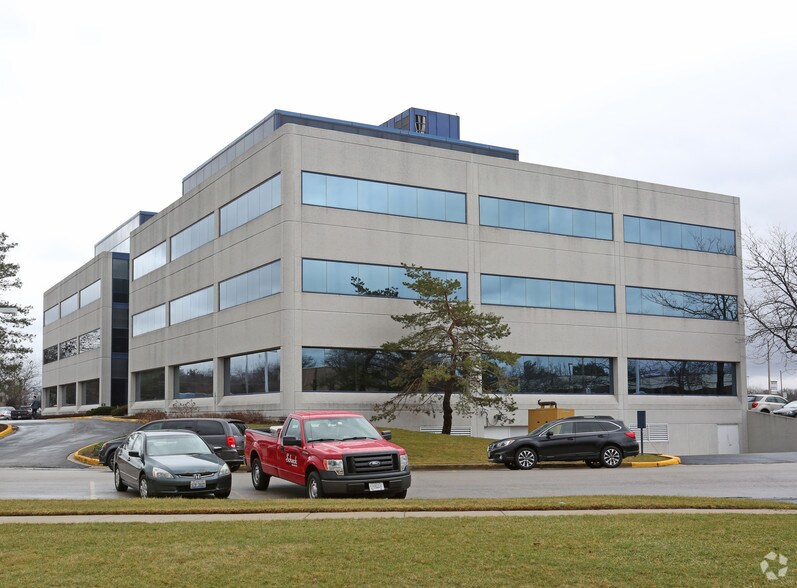 More Photos Of 1 E Oak Hill Dr, Westmont Office For Lease