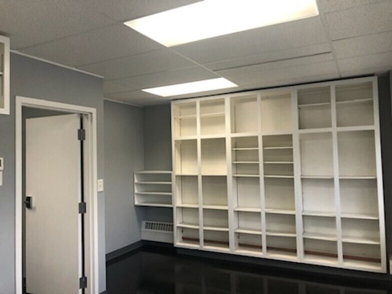 More Photos Of 6731 Ridge Rd, Parma Medical For Sale