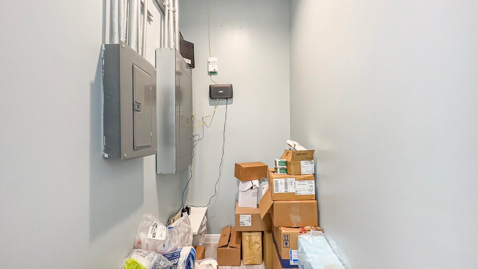 More Photos Of 26622 Cook Field Rd, Katy Medical For Lease