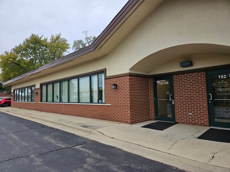 More Photos Of 932 N Wright St, Naperville Office For Lease