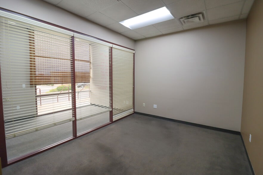 More Photos Of 335 E Saint George Blvd, Saint George Medical For Lease