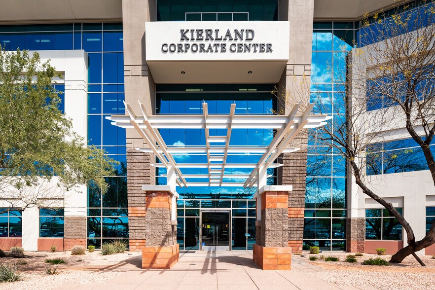 More Photos Of 7047 E Greenway Pky, Scottsdale Office For Lease