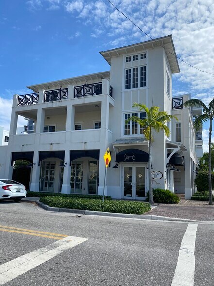 More Photos Of 104 SE 1st Ave, Delray Beach Office Residential For Lease