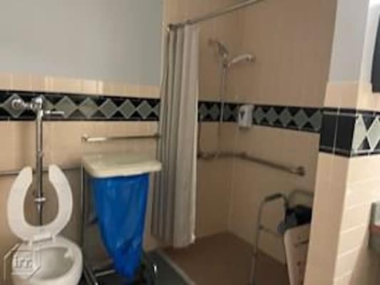 More Photos Of 1612 Hurst Town Center Dr, Hurst Hospital For Sale