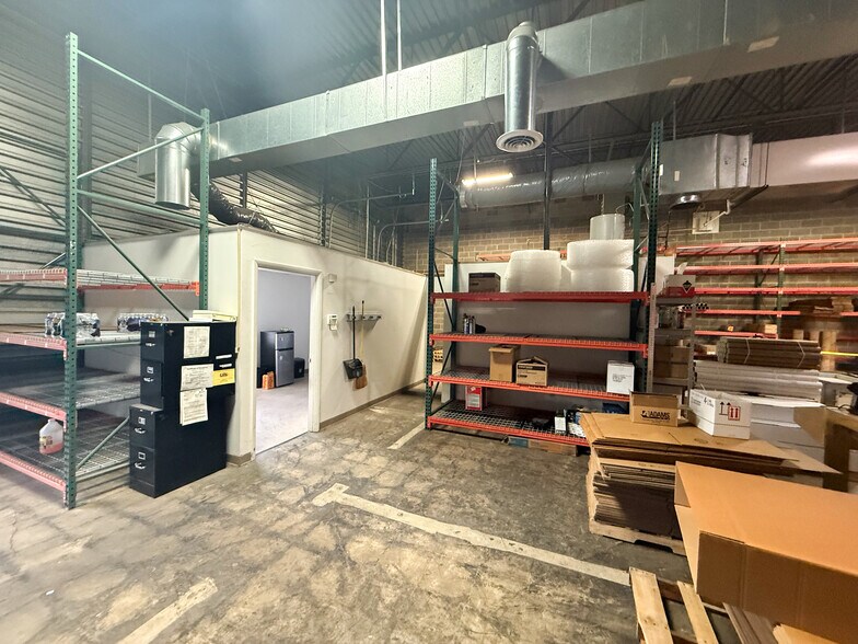 More Photos Of 612 Parkway View Dr, Pittsburgh Warehouse For Lease