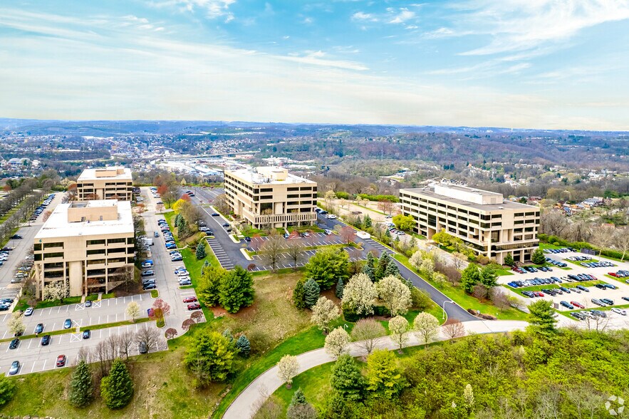 More Photos Of 750 Holiday Dr, Pittsburgh Office Residential For Lease