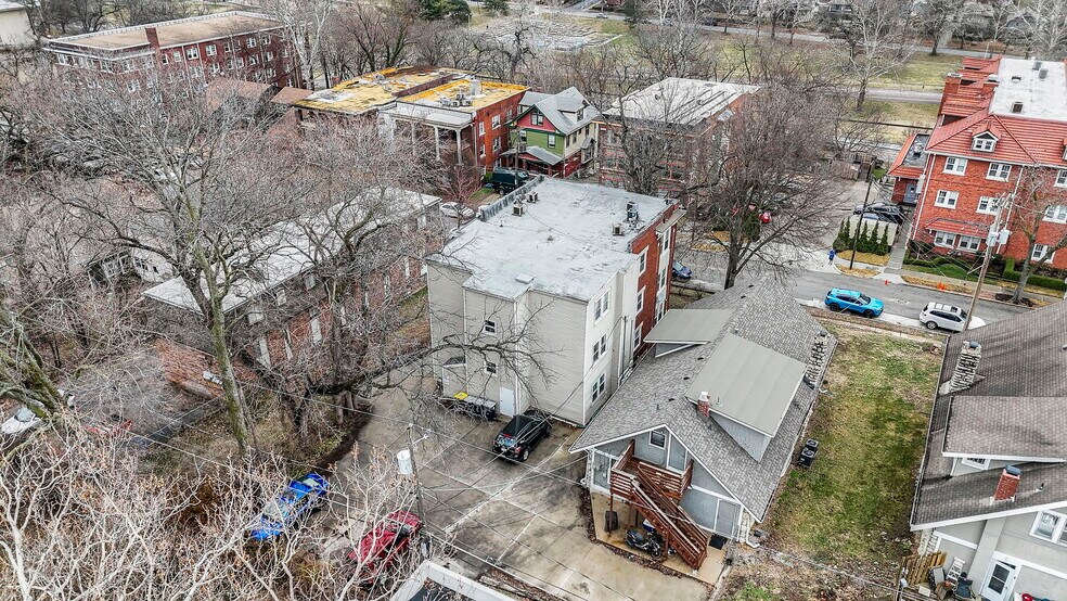 More Photos Of 4226-4228 Locust St, Kansas City Apartments For Sale