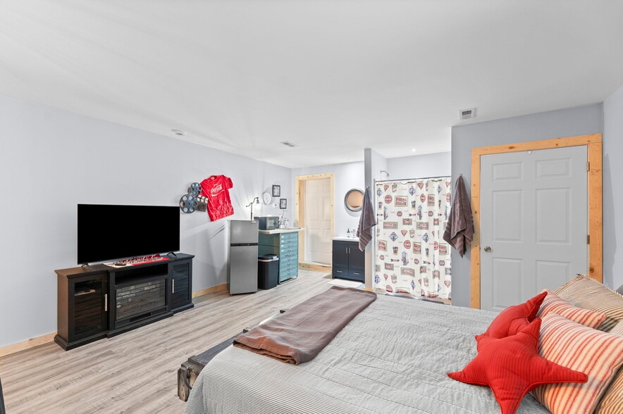 More Photos Of 116 N 3rd St, Burlington Apartments For Sale