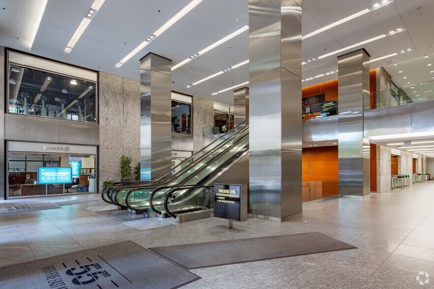 More Photos Of 55 E Monroe St, Chicago Office Residential For Lease