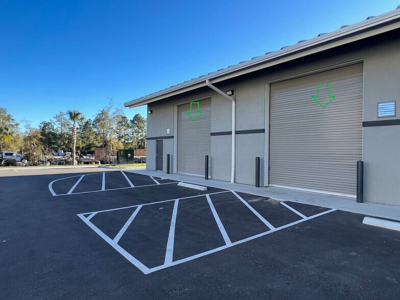 More Photos Of 400 Sterling Plaza Dr, Ponte Vedra Warehouse For Lease