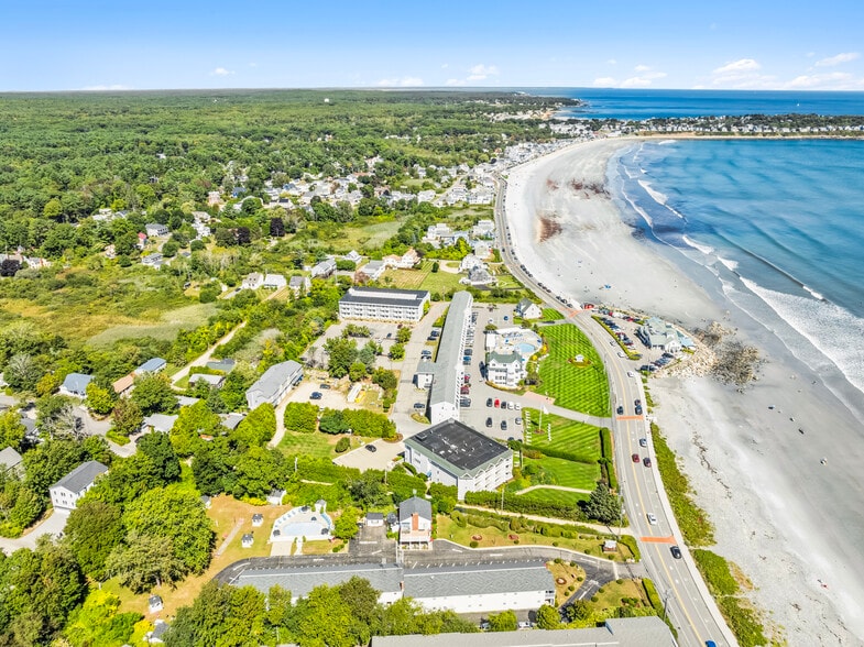 More Photos Of 271 Long Beach Ave, York Beach Hotel For Sale