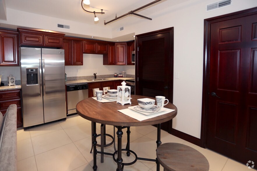 More Photos Of 1014-1024 Locust St, Saint Louis Apartments For Sale