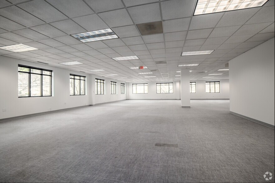 More Photos Of 1520 E Franklin St, Chapel Hill Unknown For Lease