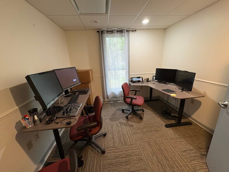 More Photos Of 2601 Capital Medical Blvd, Tallahassee Medical For Sale