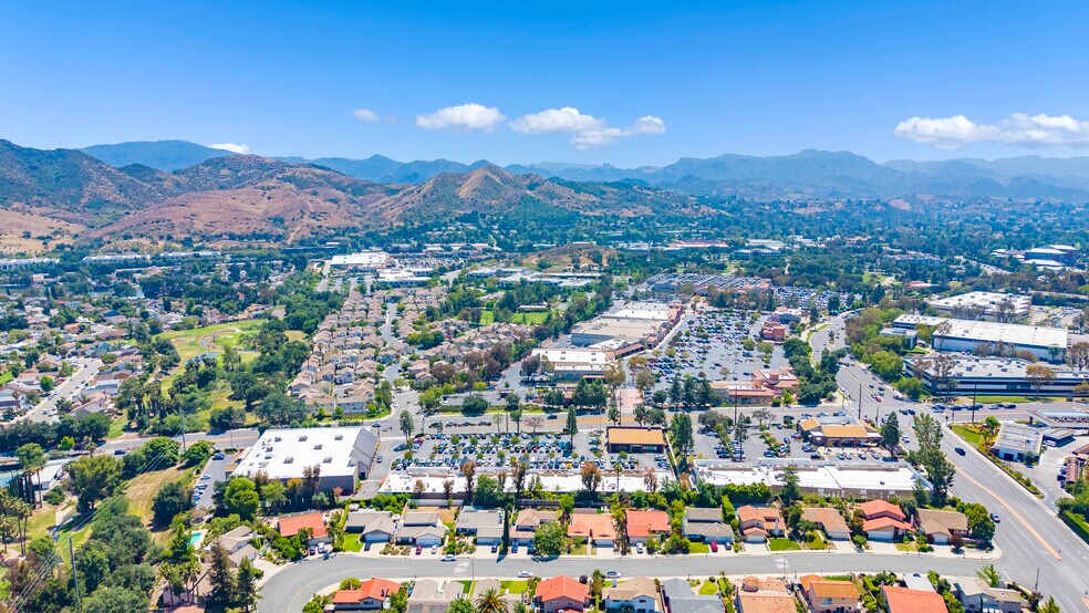 More Photos Of 30805-30895 E Thousand Oaks Blvd, Westlake Village Unknown For Lease