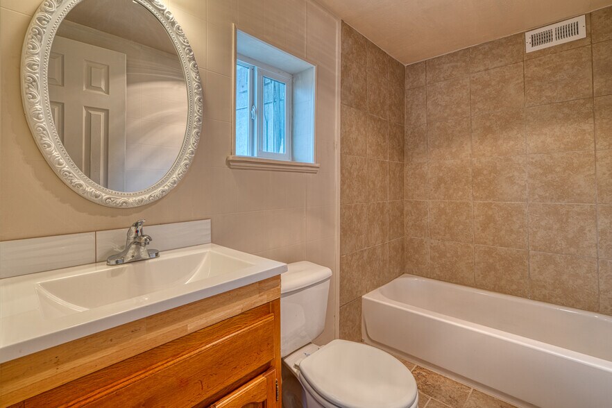 More Photos Of 720-724 School St, Espanola Apartments For Sale