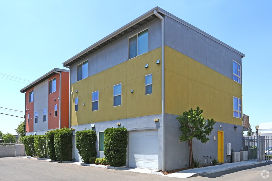 More Photos Of 1759 Fulton St, Fresno Apartments For Sale