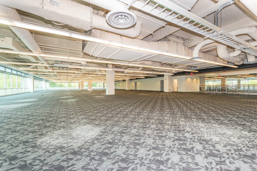 More Photos Of 1467 Rt 31 S, Annandale Office For Sale