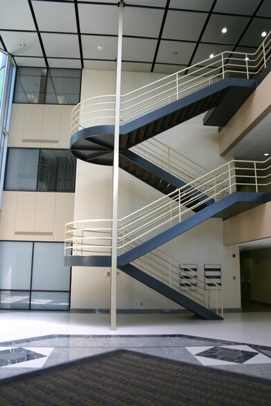 More Photos Of 2601 Fortune Cir E, Indianapolis Office For Sale