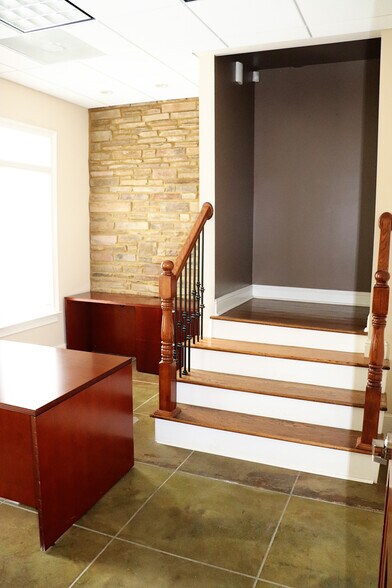 More Photos Of 2550 Northside Xing, Macon-Bibb Office For Lease