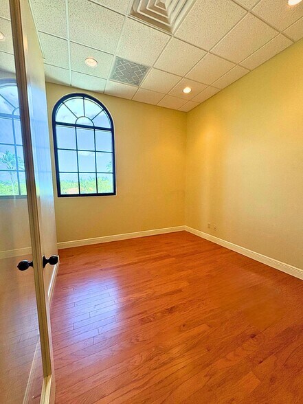 More Photos Of 2100 SE Hillmoor Dr, Port Saint Lucie Medical For Lease