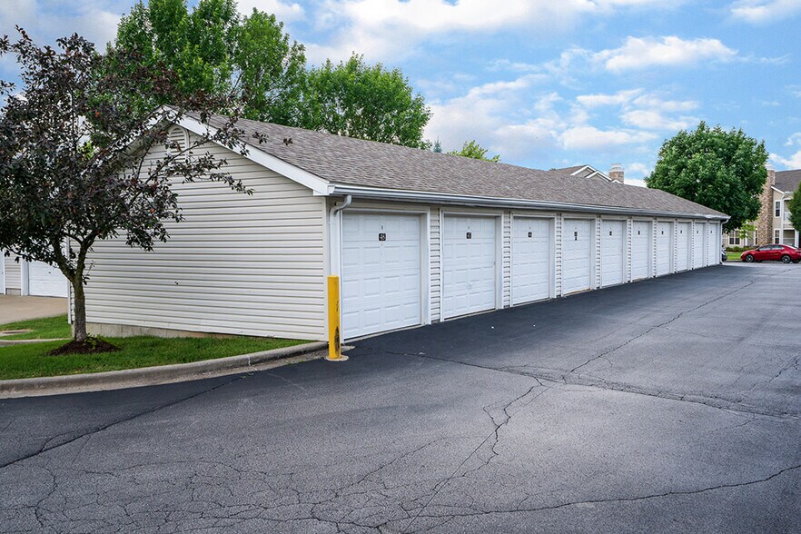 More Photos Of 1200 Greenfield Pl, O'Fallon Apartments For Sale