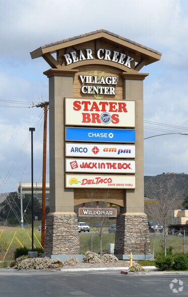 More Photos Of 36010 Hidden Springs Rd, Wildomar Unknown For Lease