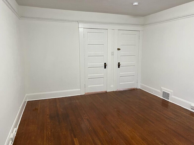 More Photos Of 1608-1610 S Wilton Pl, Los Angeles Apartments For Sale