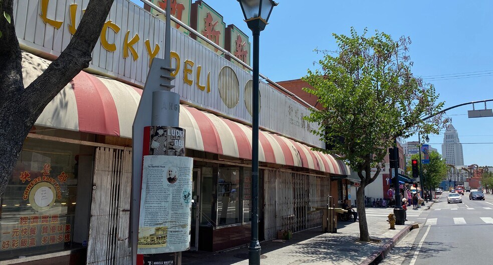 More Photos Of 715 New High St, Los Angeles General Retail For Lease