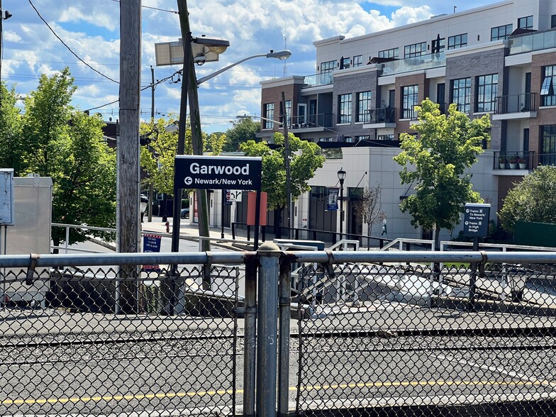 More Photos Of 332-334 North Ave, Garwood Loft Creative Space For Sale