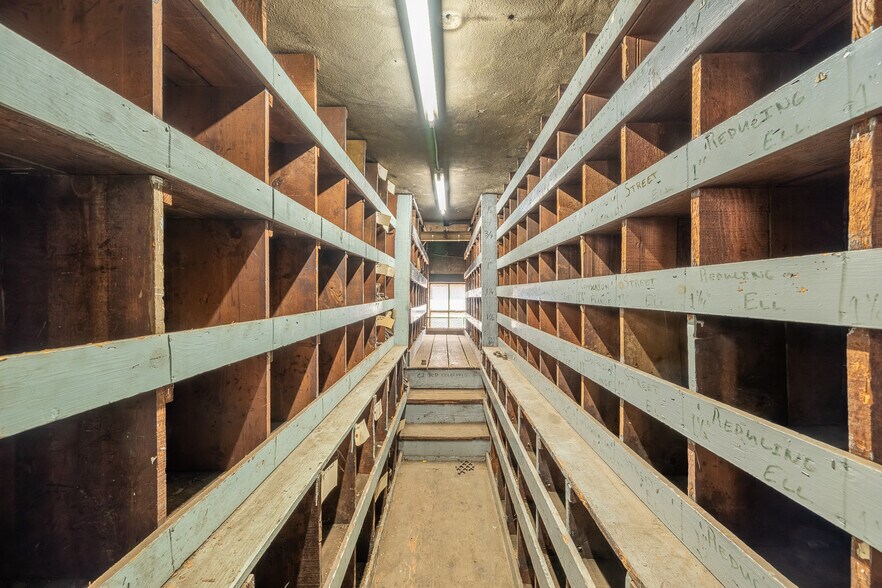 More Photos Of 4332 33rd St, Long Island City Industrial For Sale