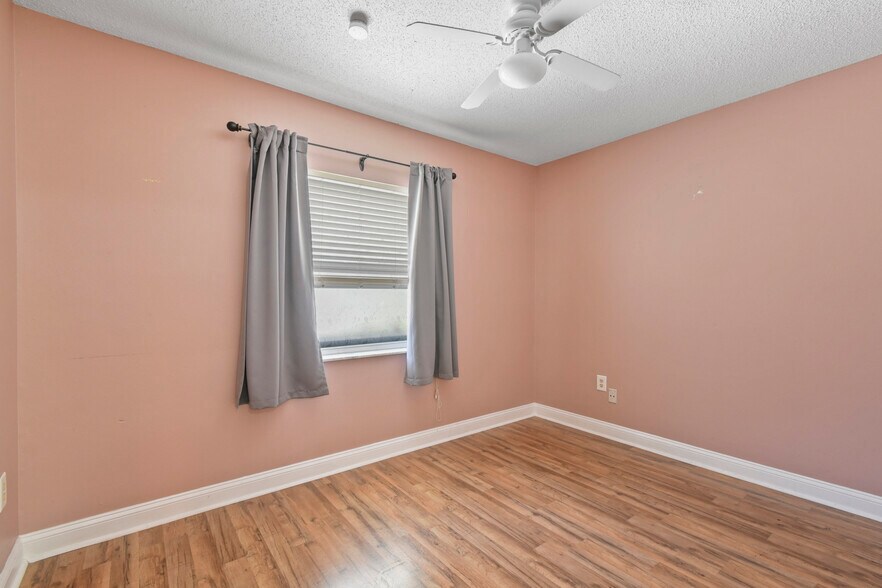 More Photos Of 2706 Old Moultrie Rd, Saint Augustine Medical For Lease