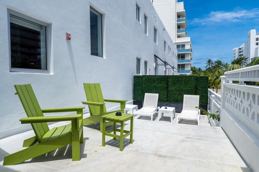 More Photos Of 205 Collins Ave, Miami Beach Hotel For Sale