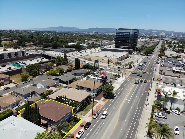 More Photos Of 3523 S Sepulveda Blvd, Los Angeles Apartments For Sale