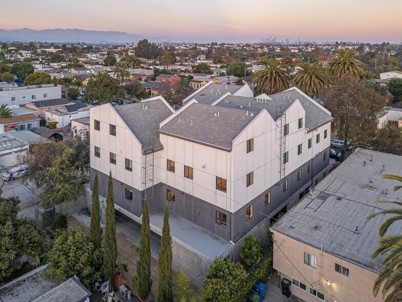 More Photos Of 2301 S Cloverdale Ave, Los Angeles Apartments For Sale