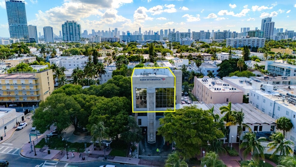 Primary Photo Of 930 Washington Ave, Miami Beach Office For Lease