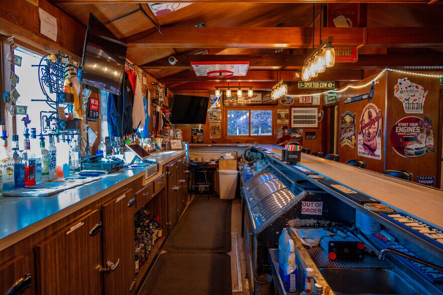 More Photos Of W3686 Monroe Rd, Warrens General Retail For Sale