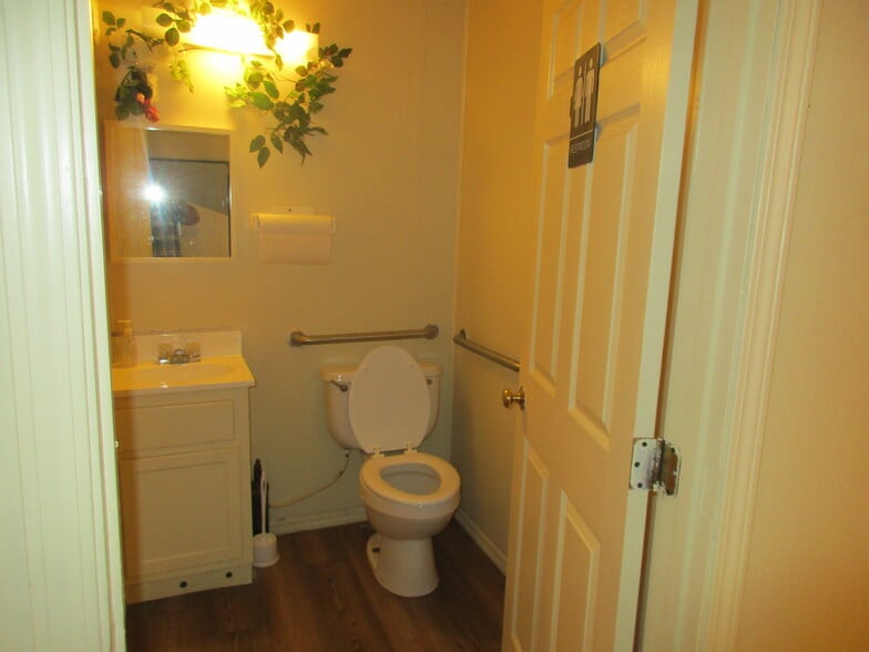 More Photos Of 4501 W 8th St, Tulsa Religious Facility For Sale