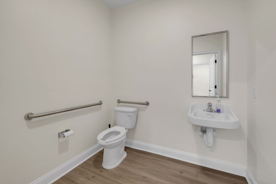 More Photos Of 135 Land Grant St, Saint Augustine Medical For Lease