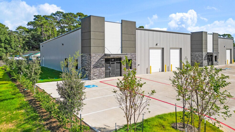Primary Photo Of 15511 Jarvis Rd, Cypress Industrial For Lease
