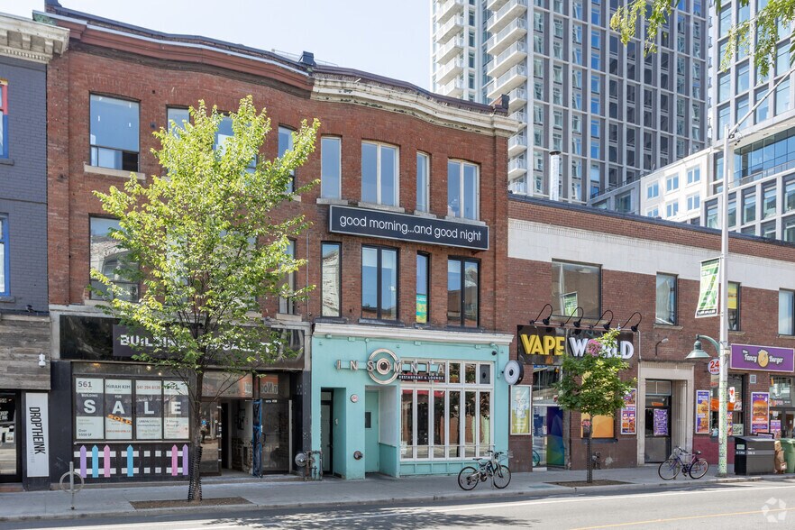 Primary Photo Of 563 Bloor St W, Toronto Storefront Retail Office For Sale