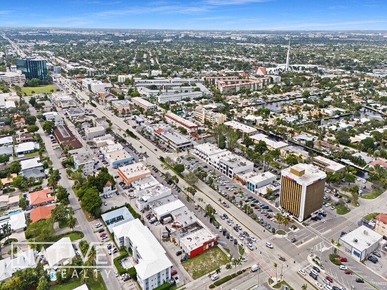 More Photos Of 2920-2940 E Commercial Blvd, Fort Lauderdale Storefront Retail Office For Lease