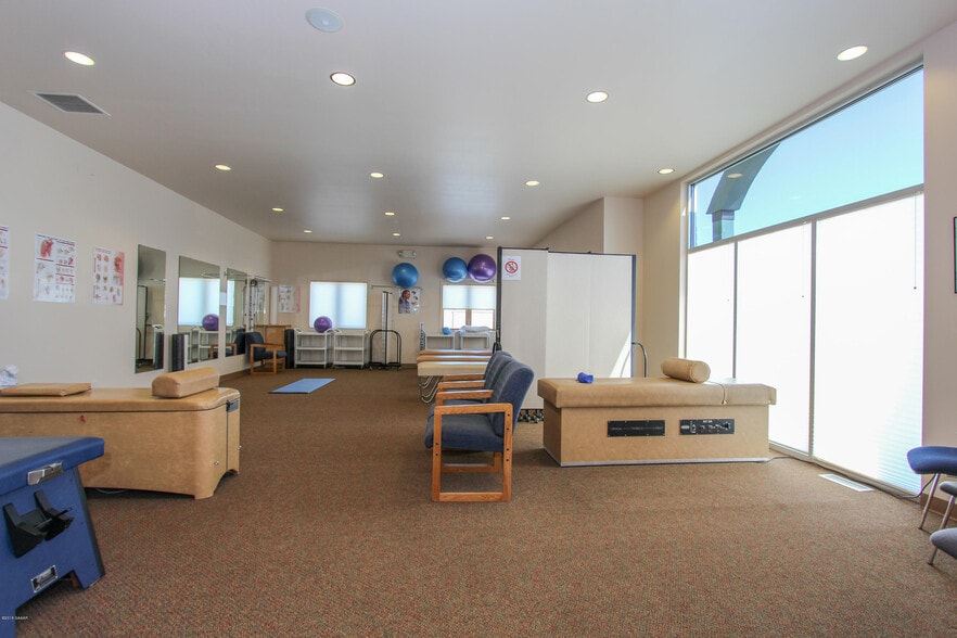 More Photos Of 510 22nd Ave E, Alexandria Medical For Sale