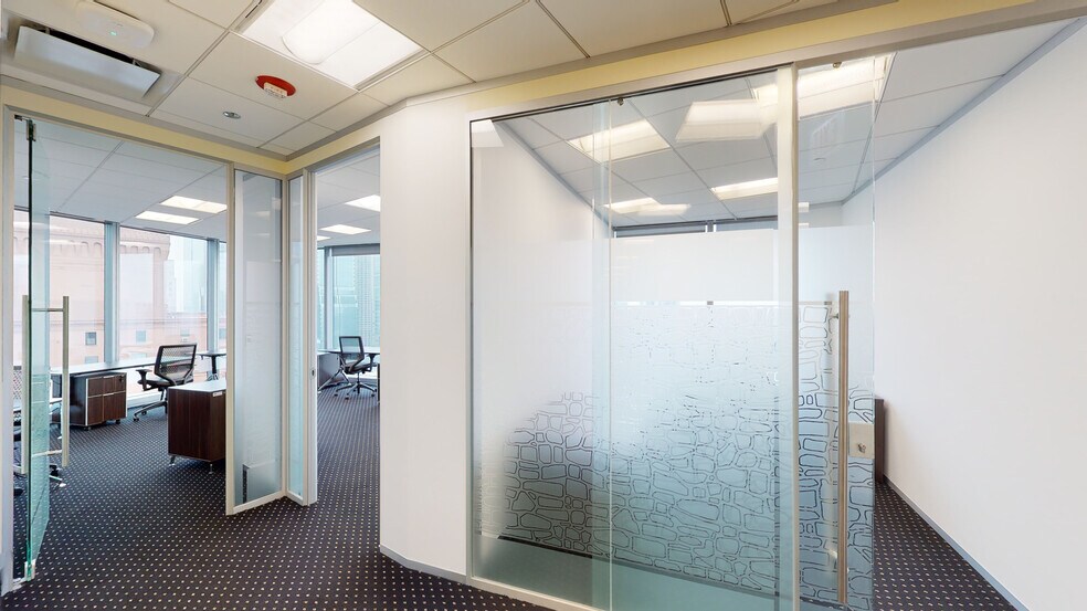 Photo of 17th Floor Ste 1780