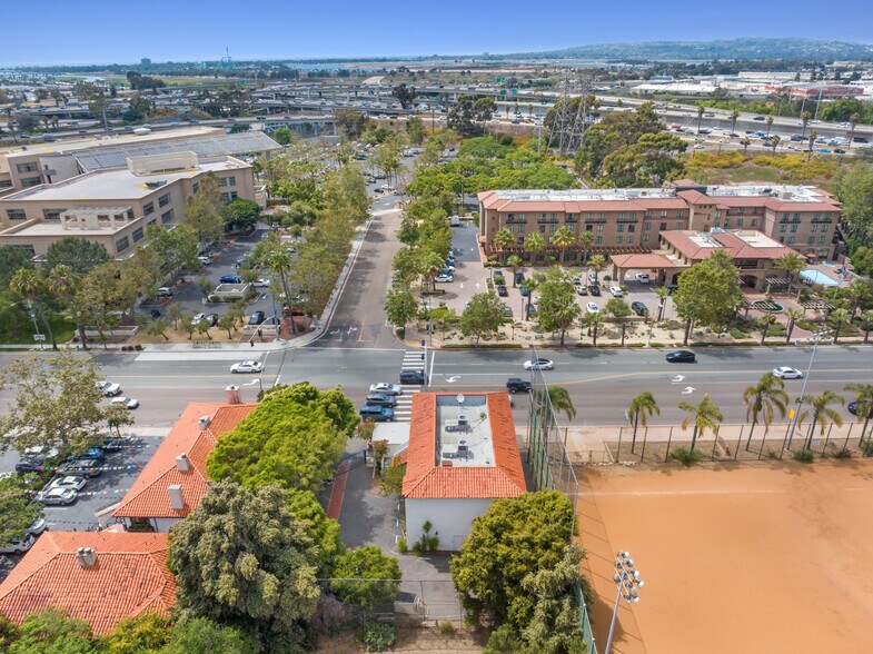 More Photos Of 4151 Taylor St, San Diego Storefront Retail Office For Sale